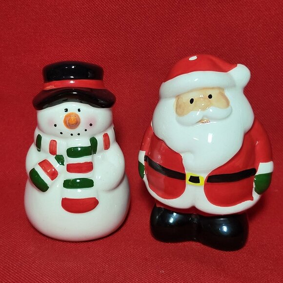 Santa Claus Snowman Salt and Pepper Shaker Christmas Kitchen Decor - Picture 1 of 12